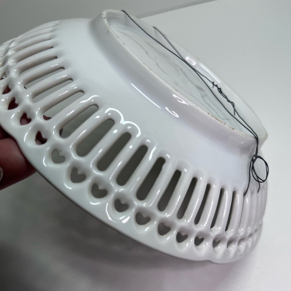 Vintage Arzberg Bavaria Porcelain Bowl Reticulated Peacock Floral Wall Germany - Picture 9 of 10